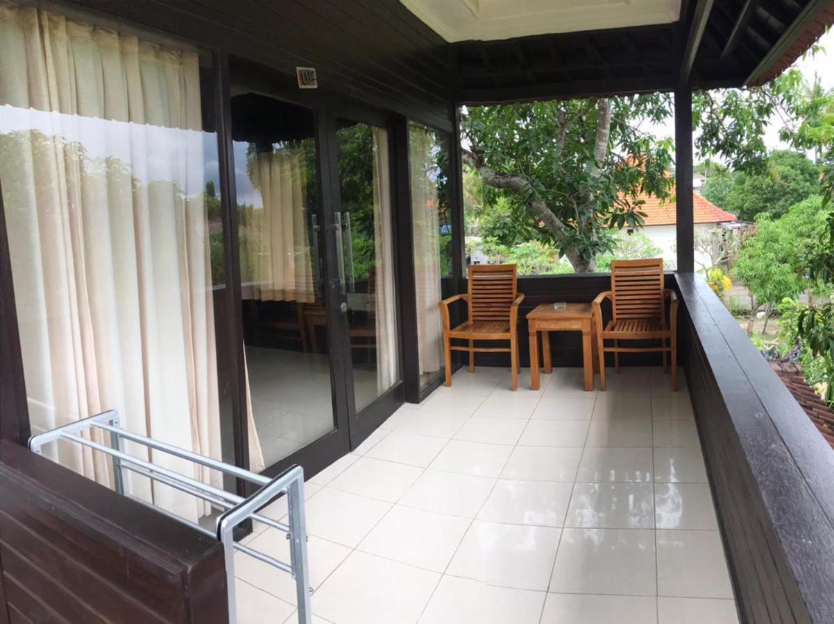 A_One House Hotel Nusa Lembongan  Exterior photo