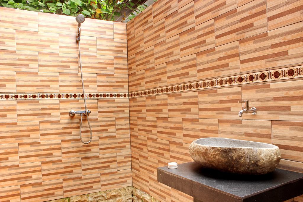 A_One House Hotel Nusa Lembongan  Exterior photo